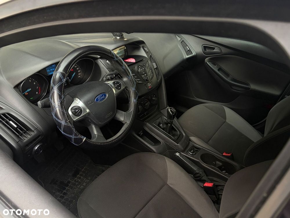 Ford Focus 1.6 Ambiente Start - 15