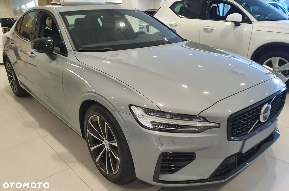 Volvo S60 B4 B Ultimate Dark - 3