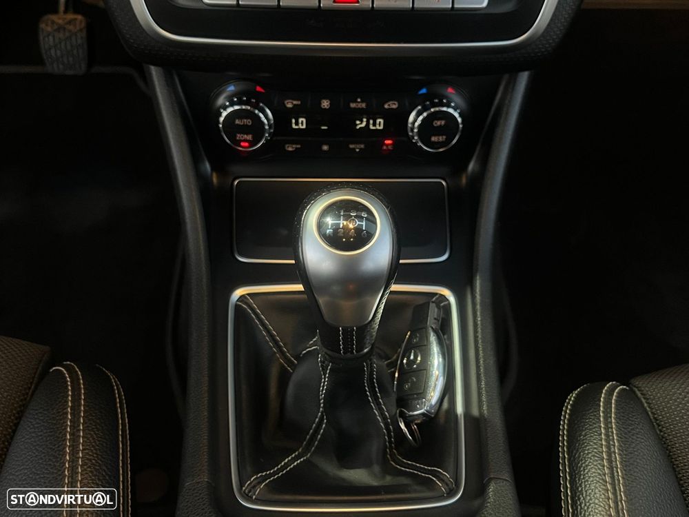 Mercedes-Benz A 200 d Urban - 19