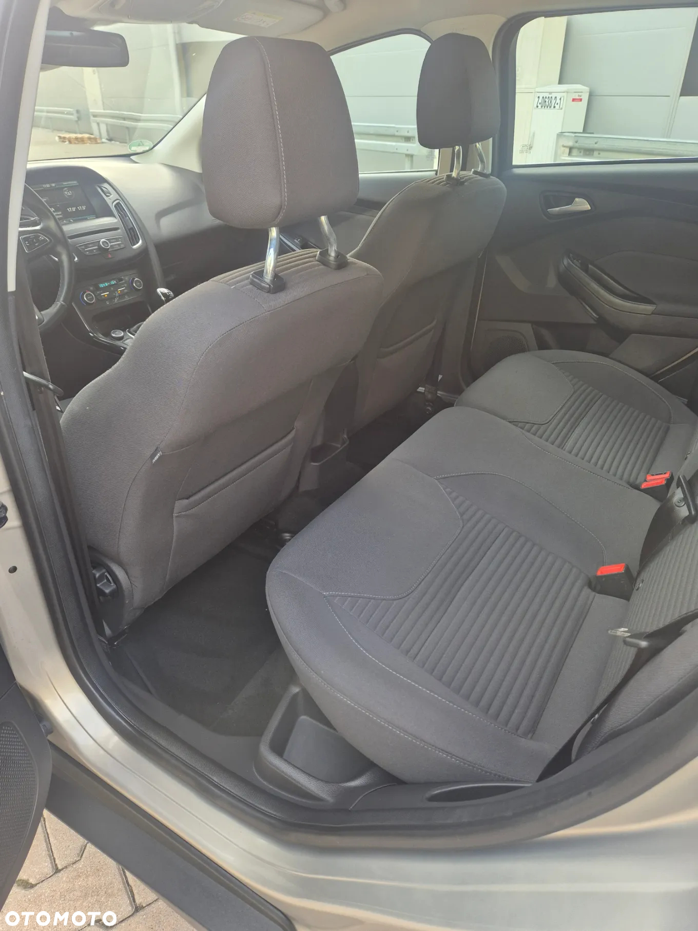 Ford Focus 1.5 EcoBoost SYNC Edition ASS - 10