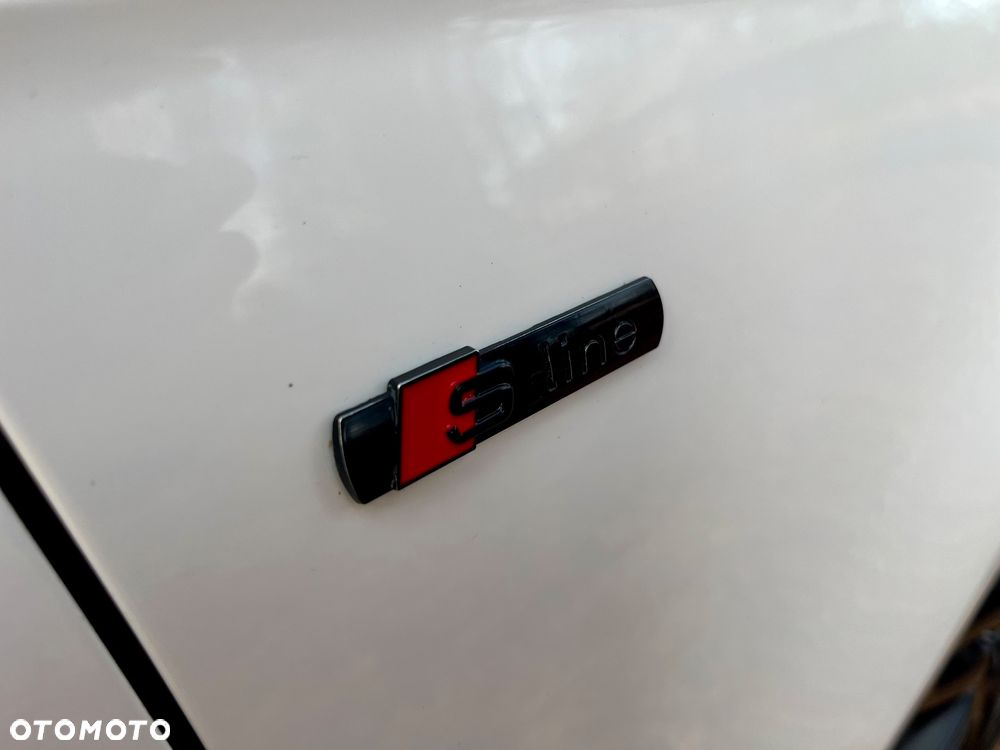 Audi A4 Avant 2.0 TDI DPF multitronic S line Sportpaket (plus) - 17