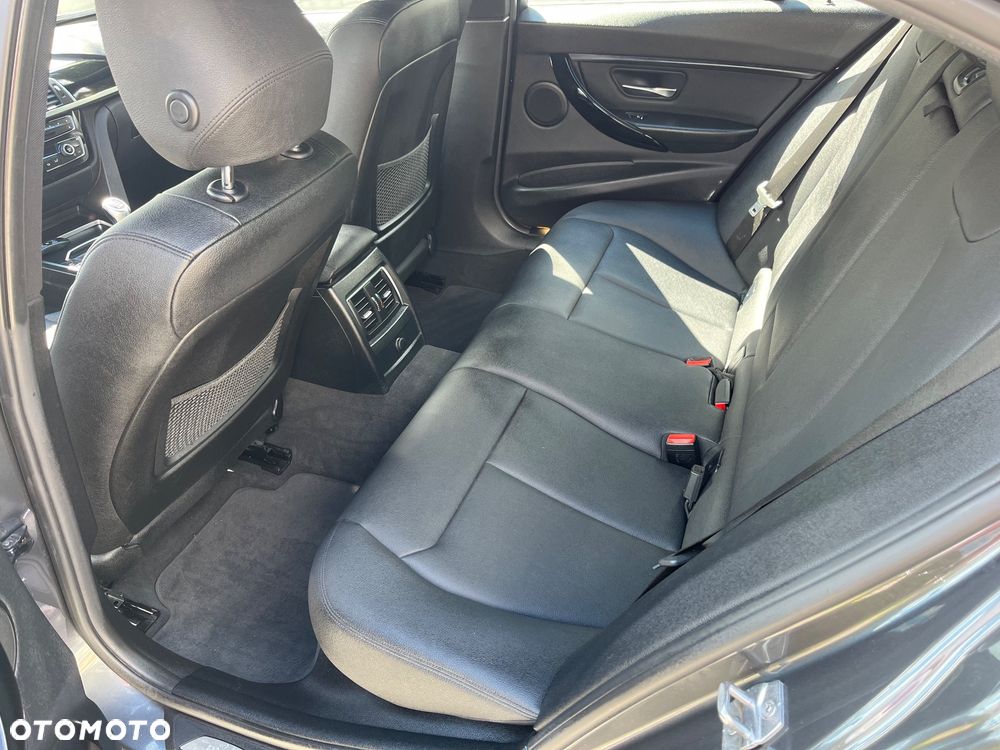 BMW Seria 3 316d Advantage - 29