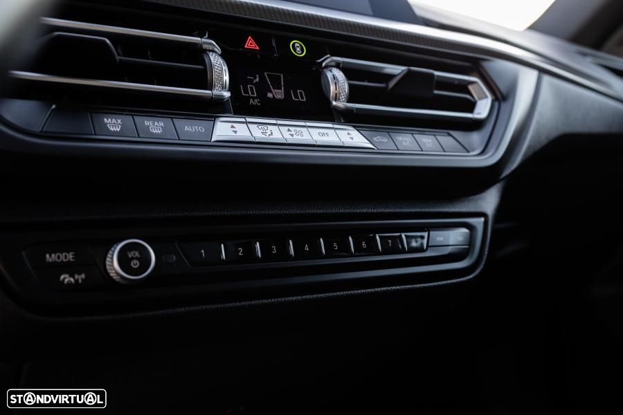 BMW 218 Gran Coupé i Pack Desportivo M - 16