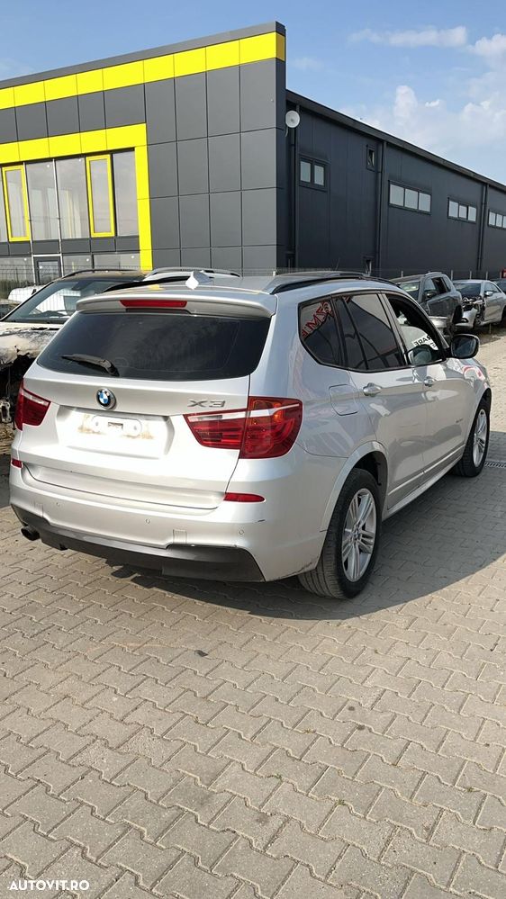 Dezmembram BMW X3 F25 2.0D Xdrive manual din 2012 - 4