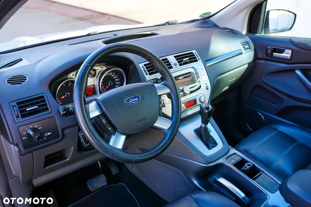 Ford Kuga 2.5 4x4 Titanium - 5
