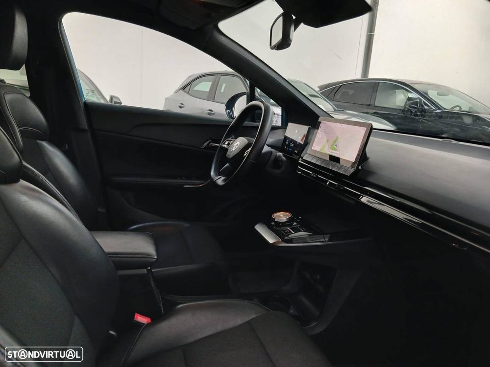 MG MG4 64 kWh Luxury - 7