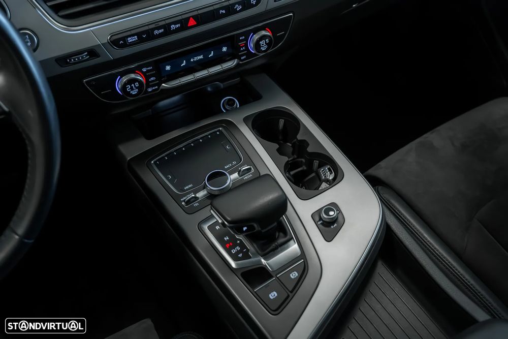 Audi Q7 3.0 TDI quattro tiptronic 7L - 15