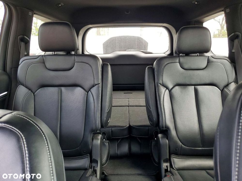 Jeep Grand Cherokee - 9