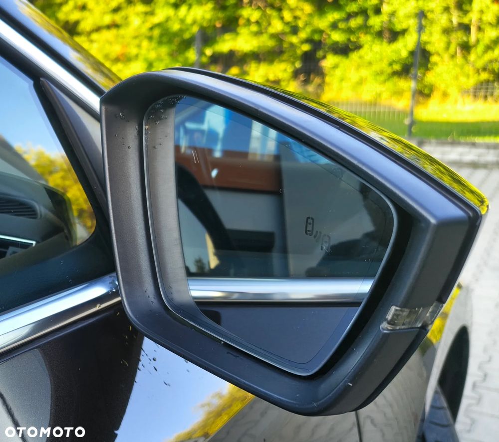 Skoda Superb 2.0 TDI L&K DSG - 10