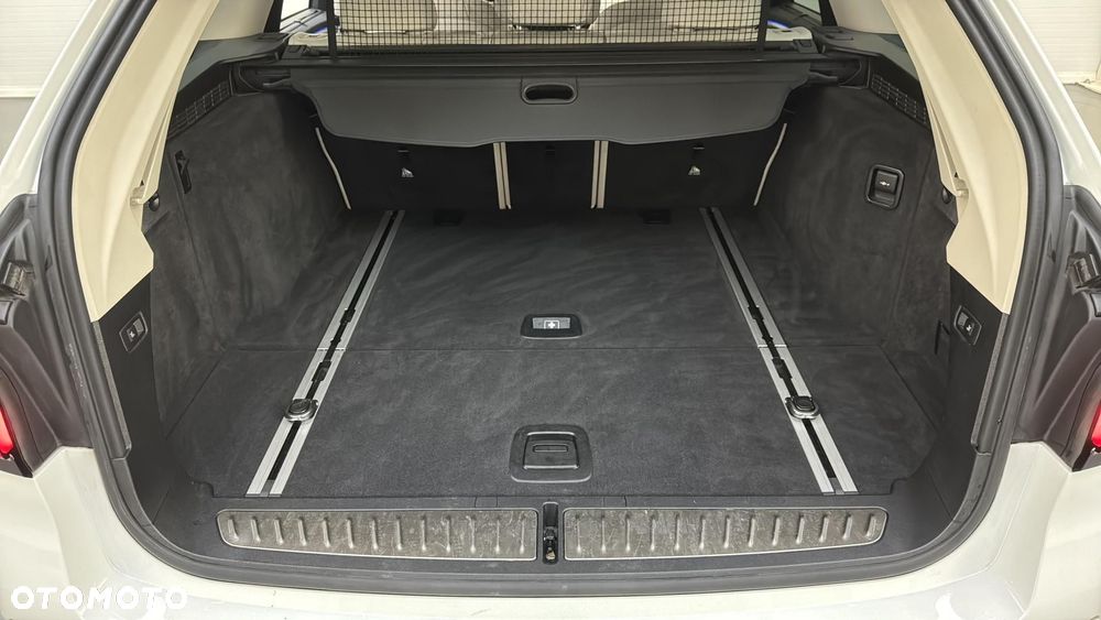 BMW Seria 5 520d xDrive - 20