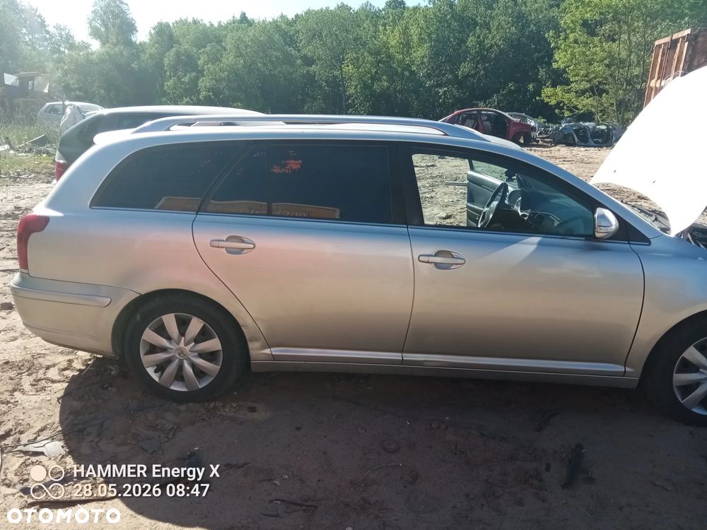 TOYOTA AVENSIS 2,0 D  na części - 18