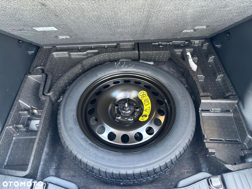 Ford Kuga - 40