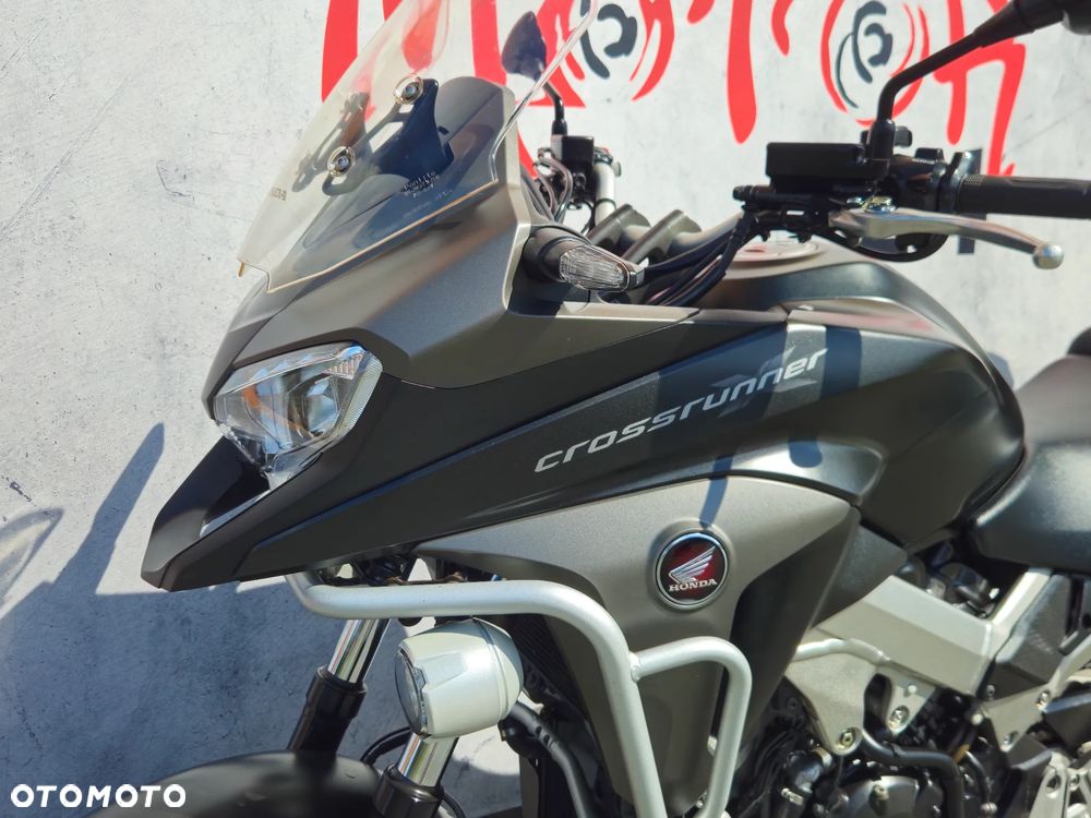 Honda VFR - 10