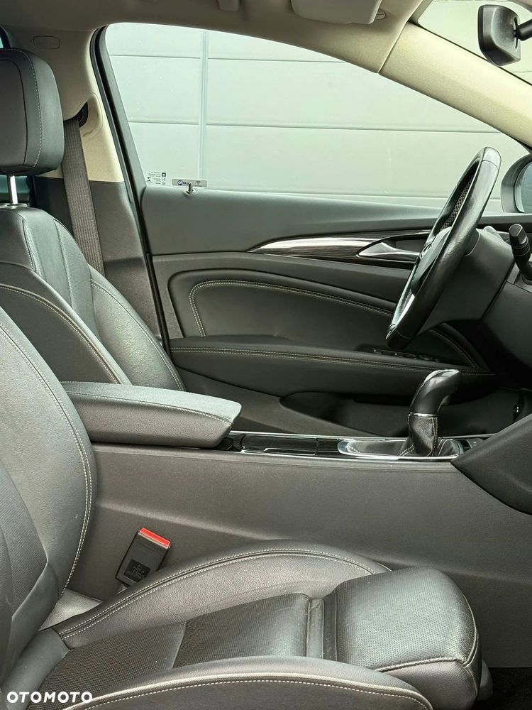 Opel Insignia 2.0 CDTI Cosmo S&S - 20