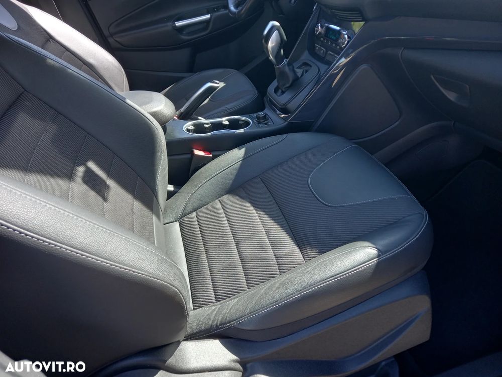 Ford Kuga 2.0 TDCi 4x4 Aut. Titanium - 7