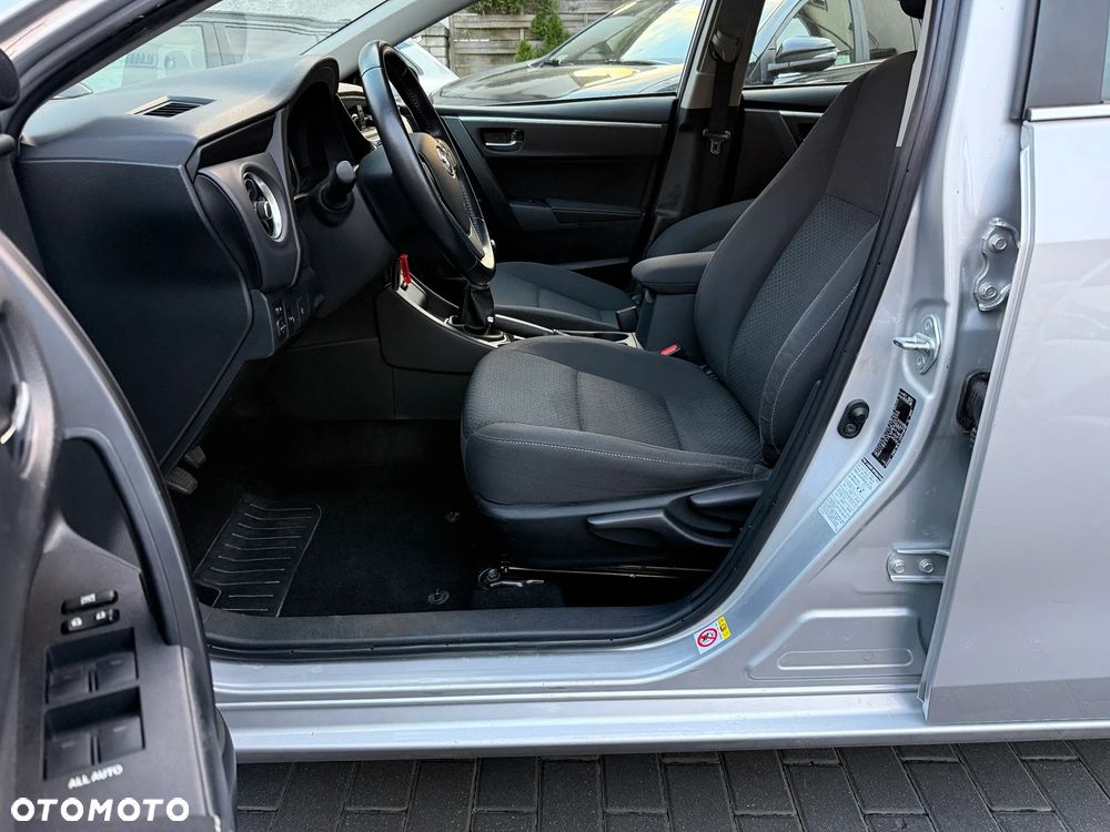 Toyota Corolla 1.6 Comfort - 4