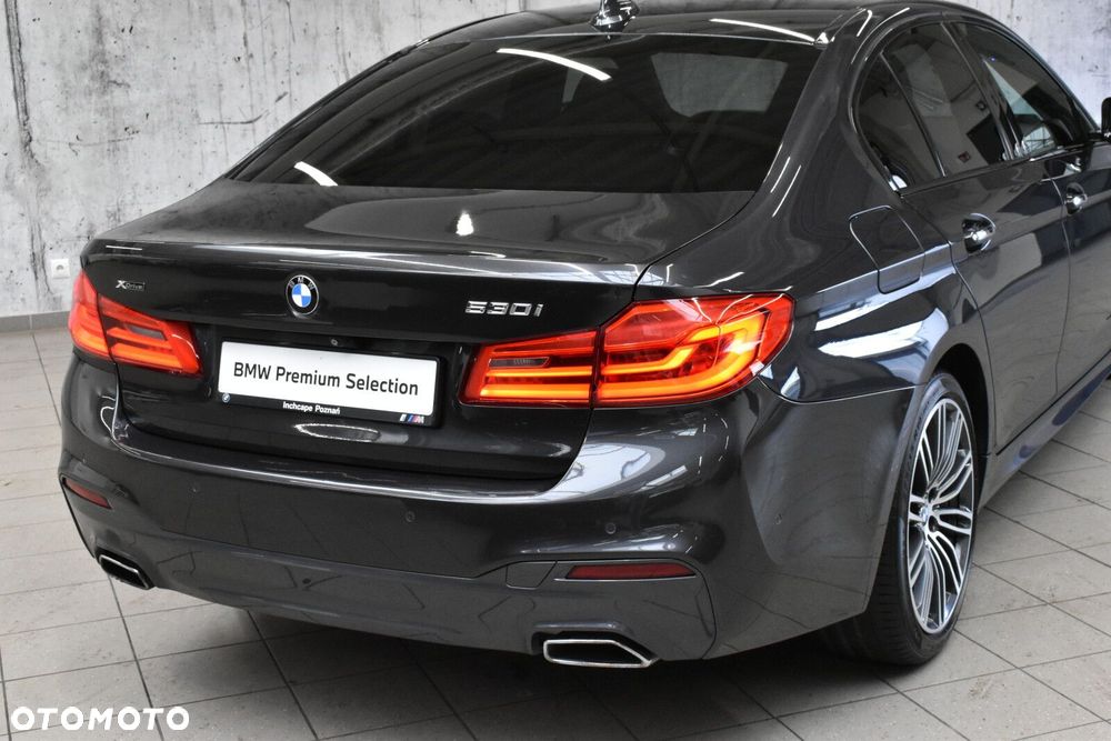 BMW Seria 5 530i GPF xDrive M Sport sport - 22