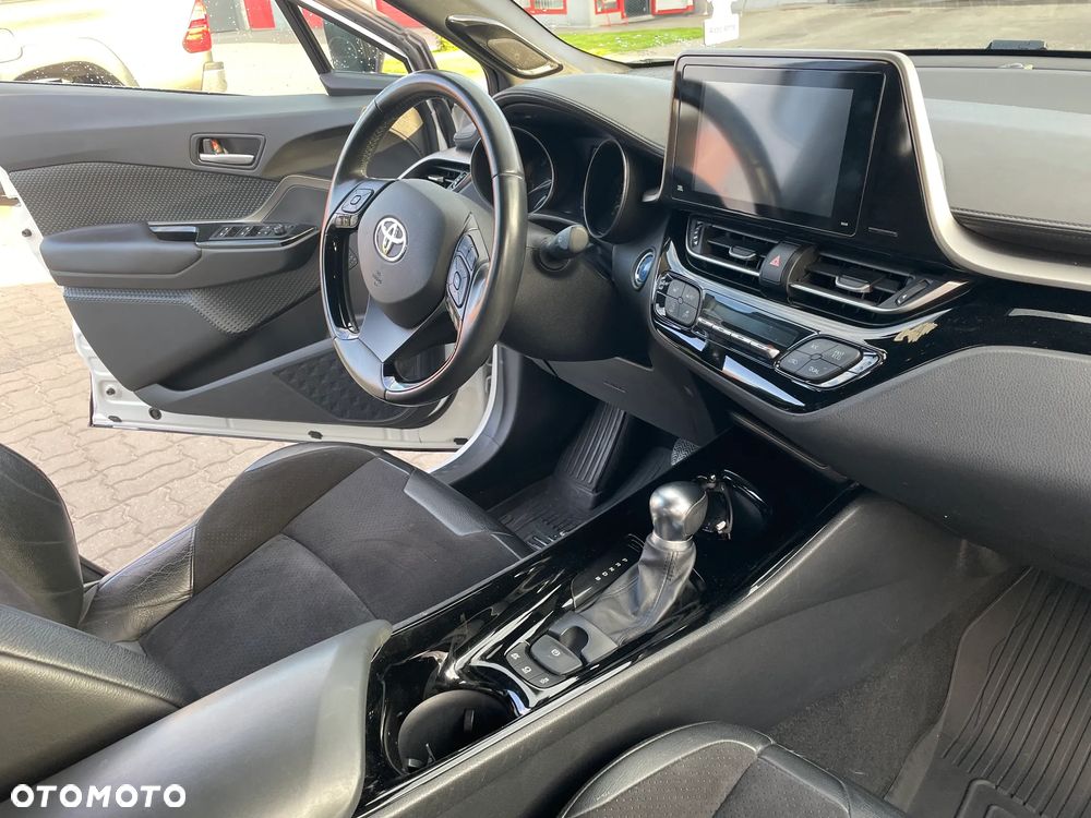 Toyota C-HR - 24