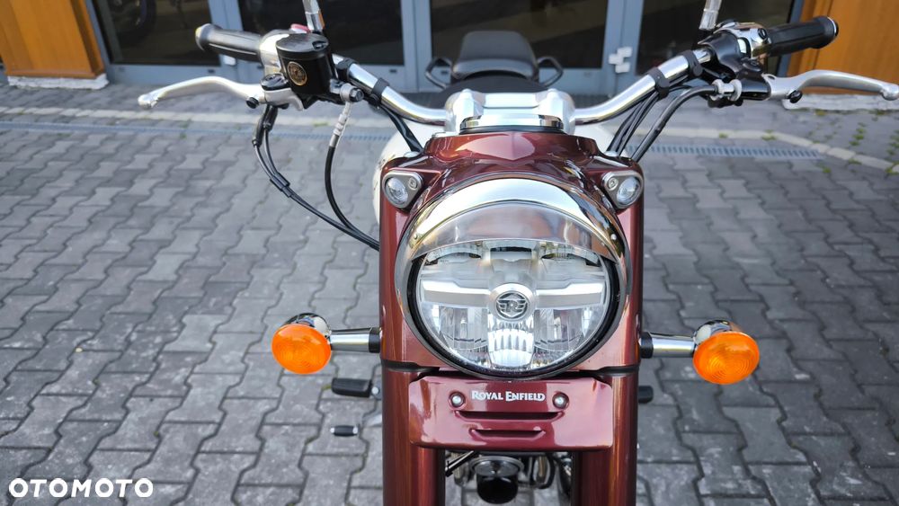 Royal Enfield Classic - 24