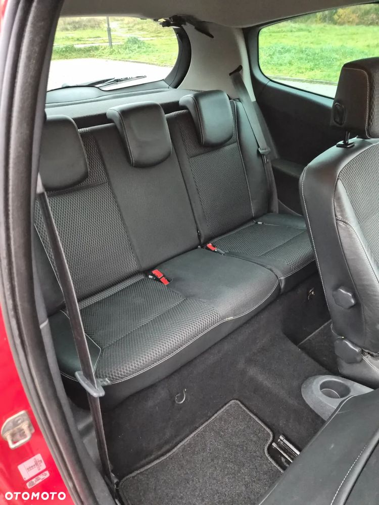 Renault Clio 1.6 16V 110 TomTom Edition - 13