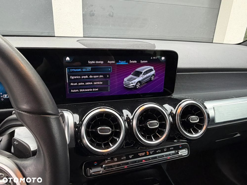 Mercedes-Benz GLB 220 d Style 8G-DCT - 22