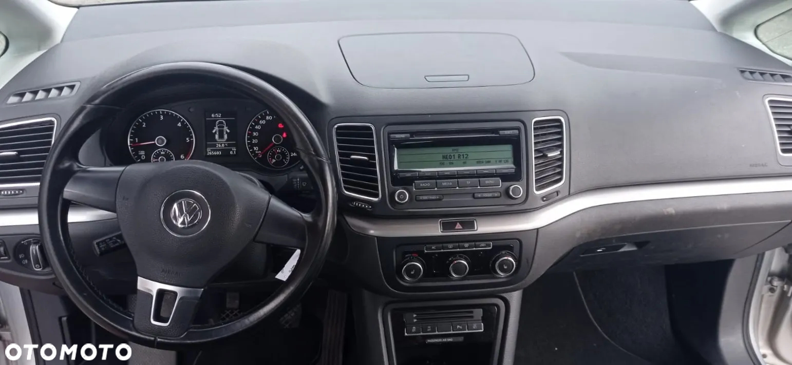 Volkswagen Sharan - 9