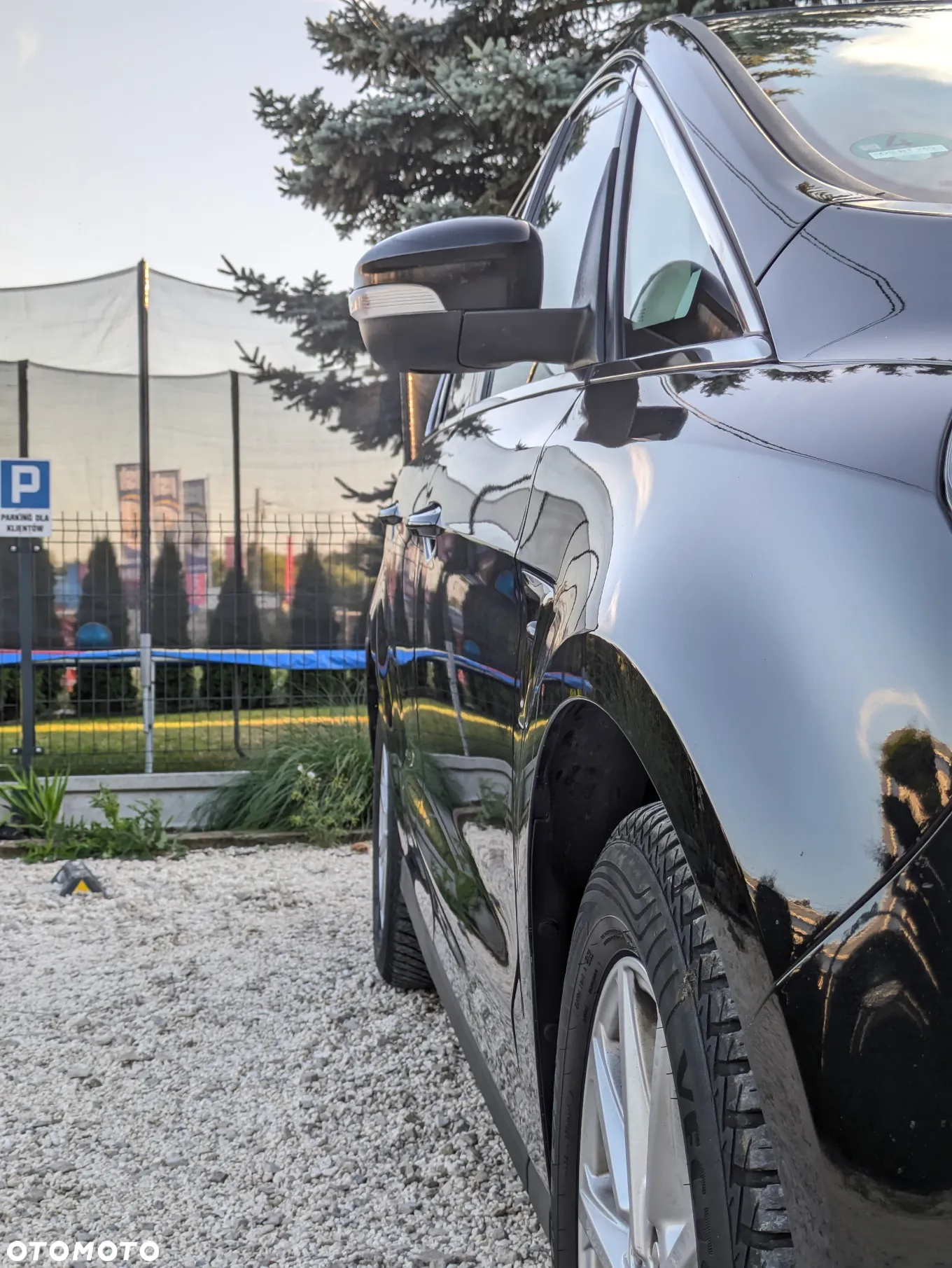 Ford S-Max - 14