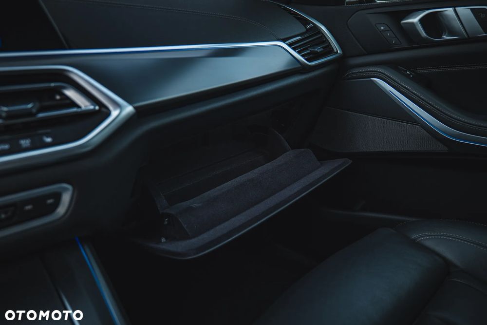 BMW X5 xDrive25d - 31