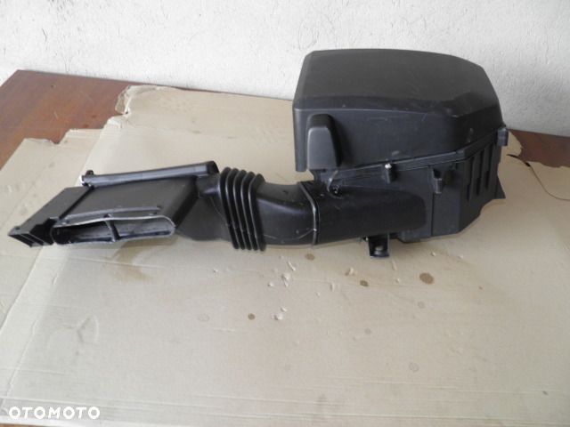 OBUDOWA FILTRA POWIETRZA VOLVO S60 V70 2.4 D5 LIFT 2006r KOMPLETNA - 1