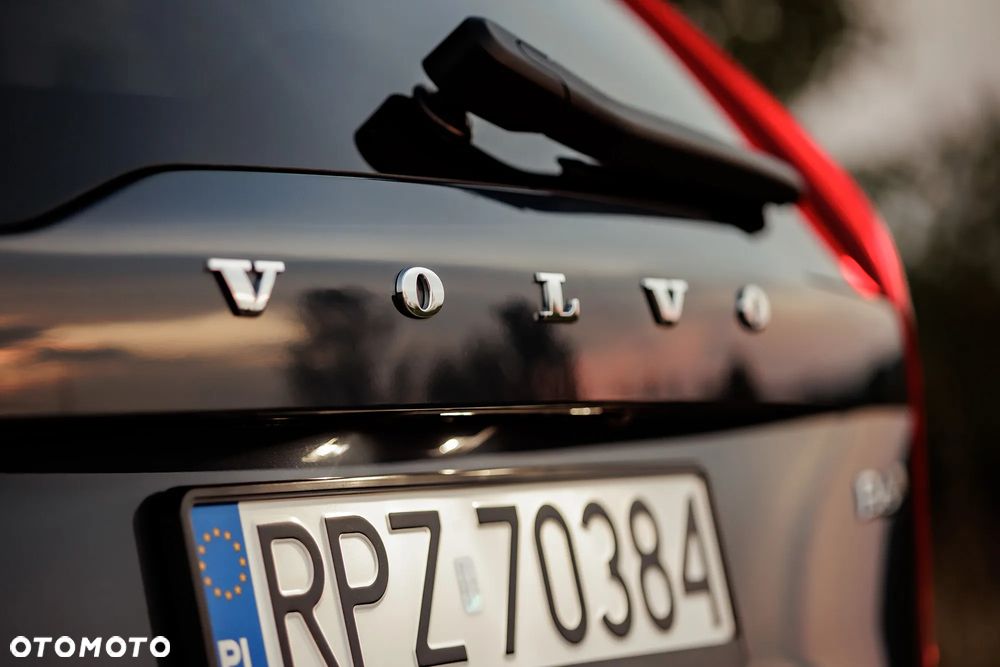 Volvo XC 90 - 22