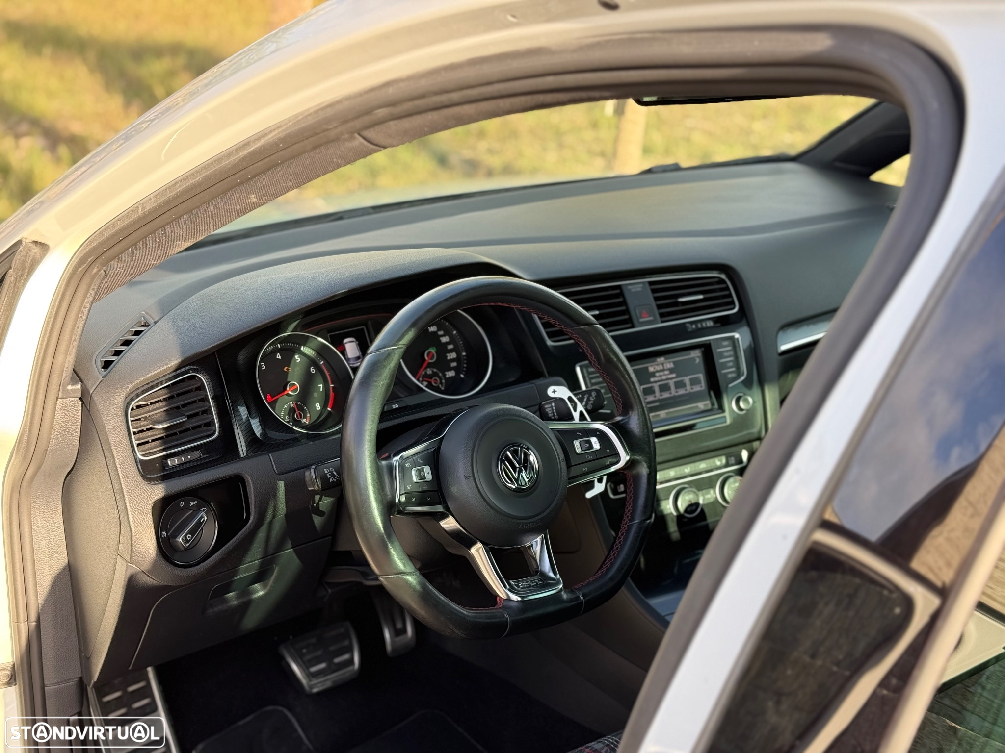 VW Golf 2.0 TSi GTi DSG Performance - 12