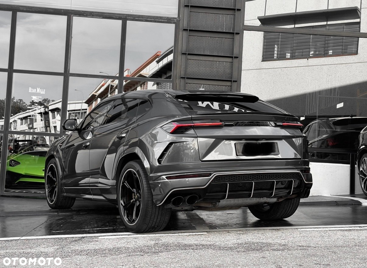 Lamborghini Urus - 2