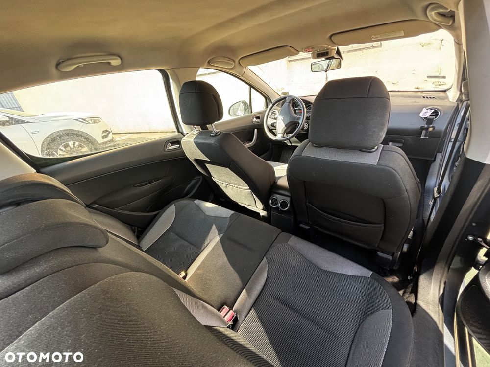 Peugeot 308 120 VTi Premium - 37