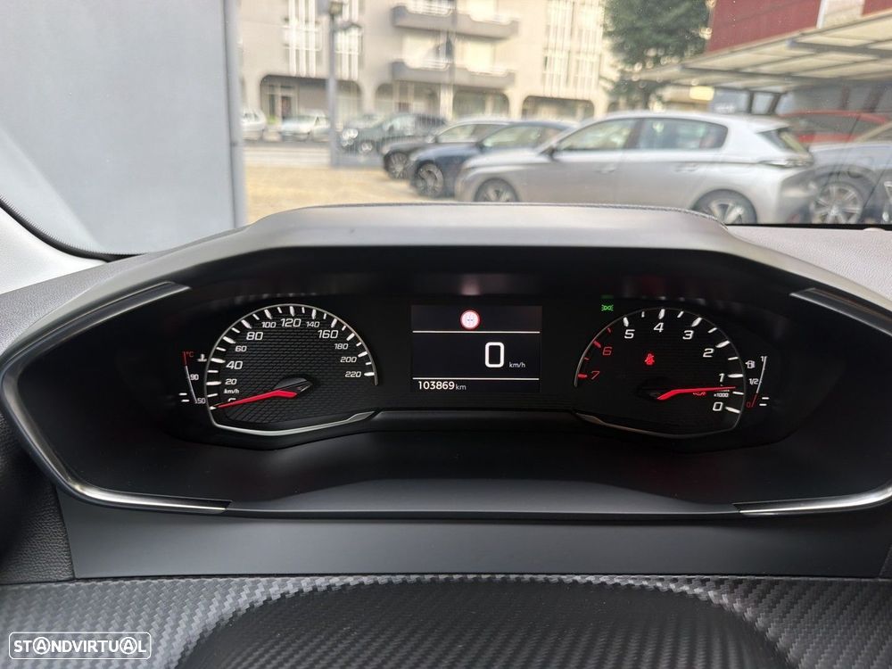 Peugeot 208 1.2 PureTech Active Pack - 14