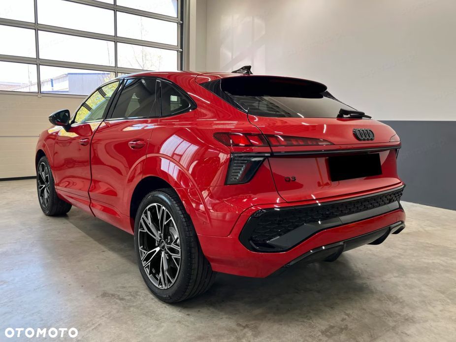 Audi Q3 Sportback 35 TFSI mHEV S-Line S tronic - 4