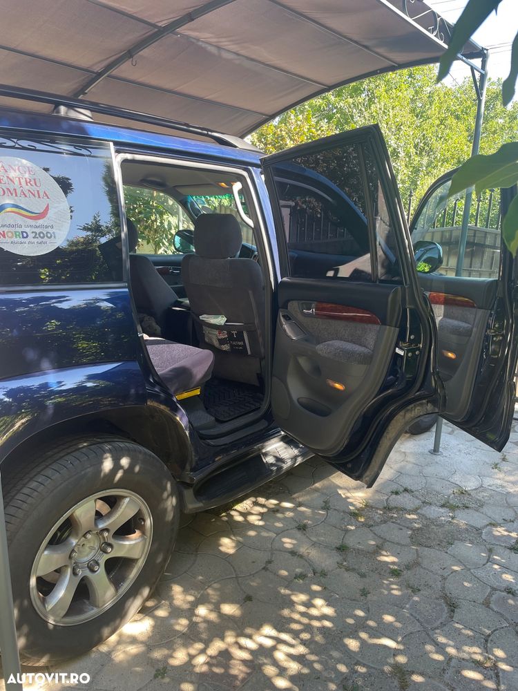 Toyota Land Cruiser - 9