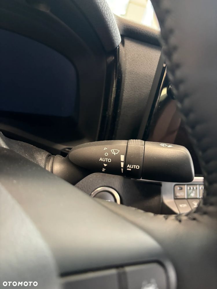Toyota Camry 2.5 Hybrid Prestige CVT - 17