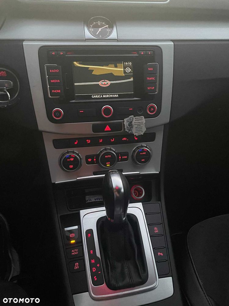 Volkswagen Passat Variant - 7