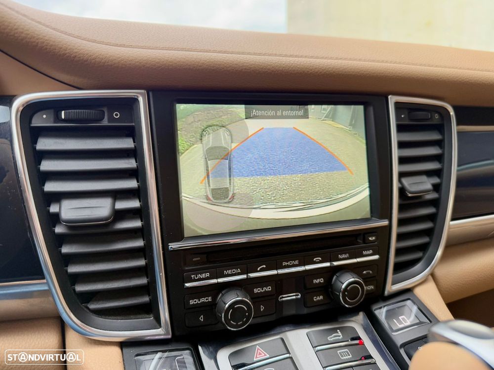 Porsche Panamera Edition - 17