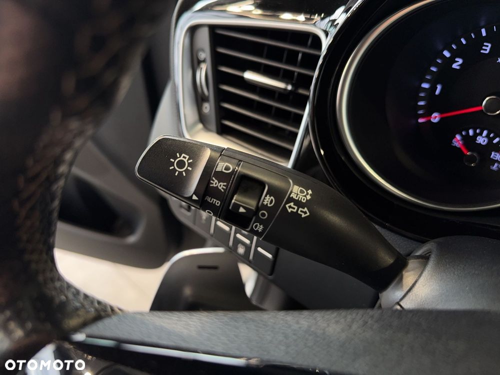 Kia ProCeed - 21