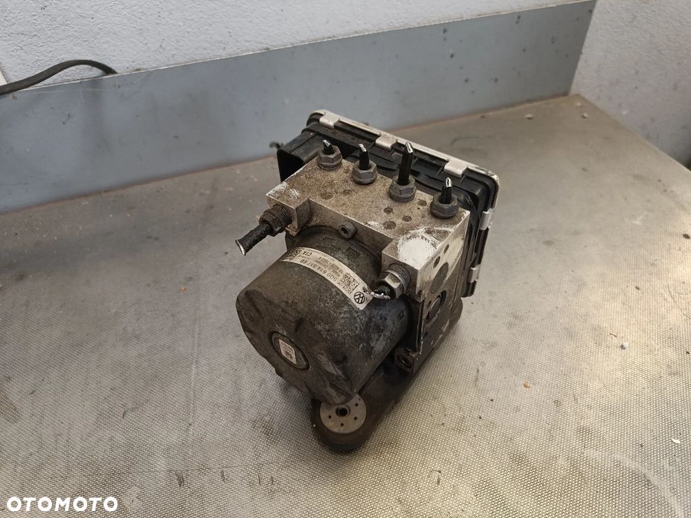 Pompa ABS Skoda Octavia 3 FL lift Superb VW Passat B8 Golf Seat Audi 5Q0614517ED Sterownik - 1