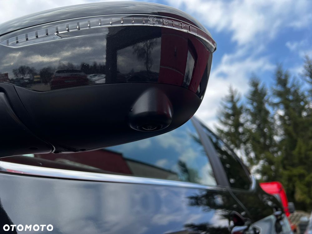 Nissan Qashqai 1.6 DCi Xtronic TEKNA - 26