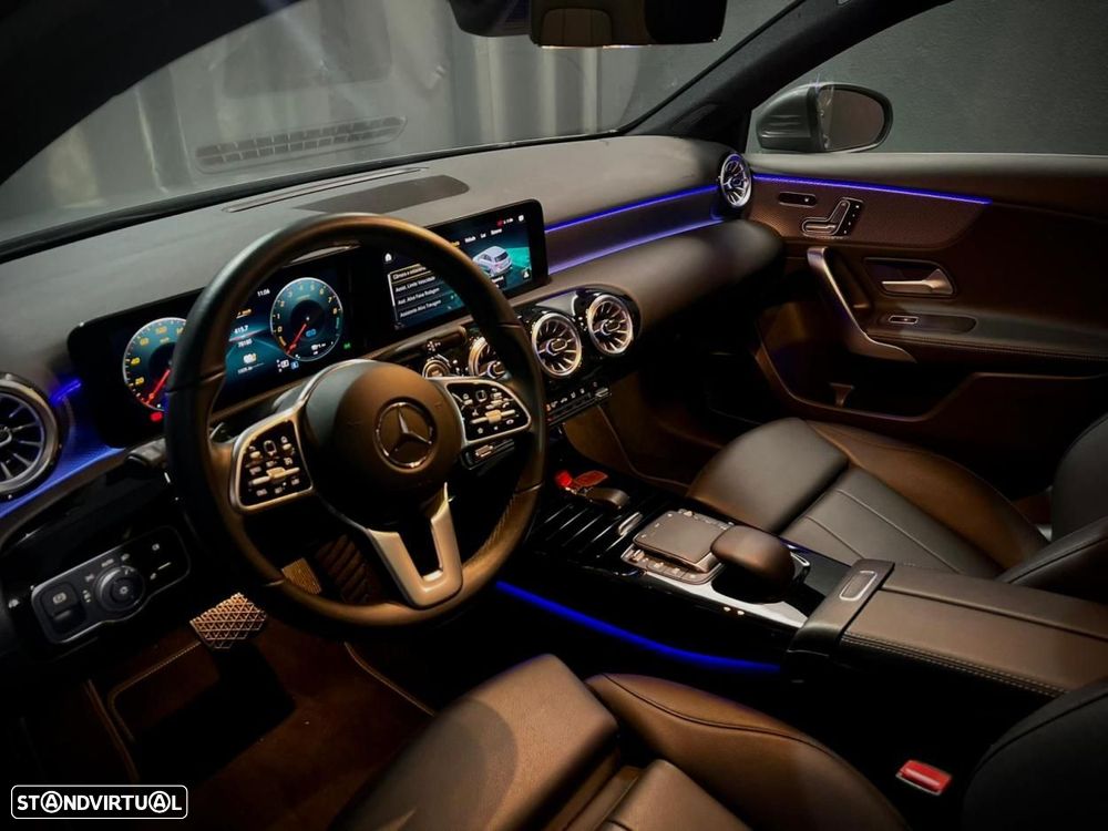 Mercedes-Benz A 250 e - 25