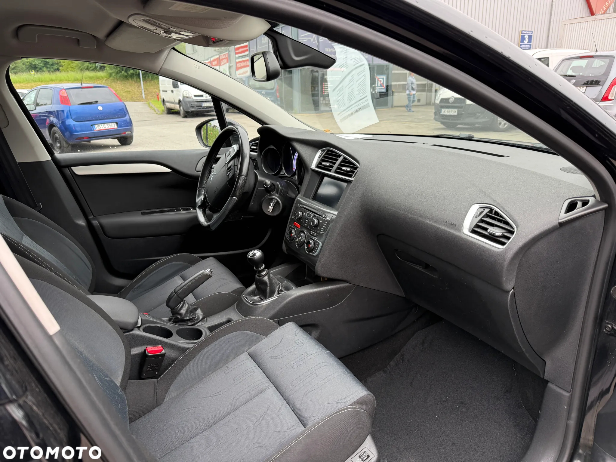 Citroën C4 2.0 HDi Exclusive - 19