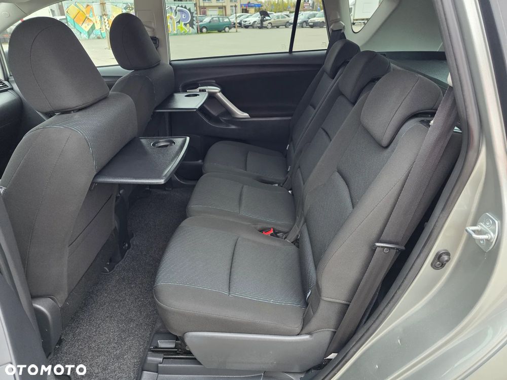 Toyota Verso 2.0 D-4D Life - 18