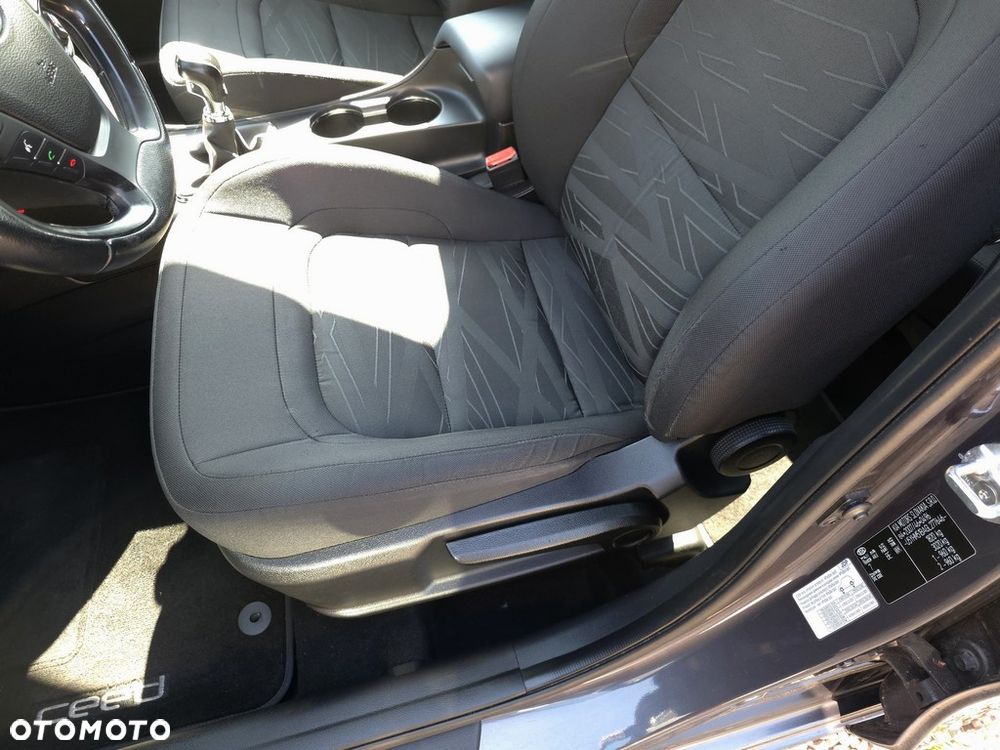 Kia Ceed 1.4 L Business Line - 17