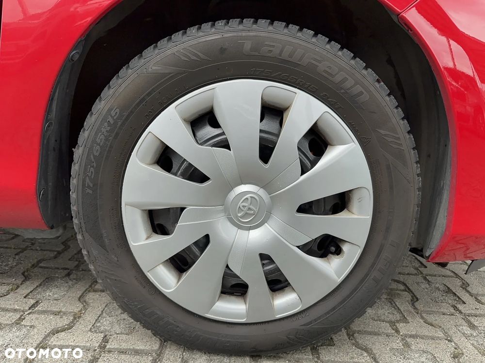 Toyota Yaris 1.0 Active - 10