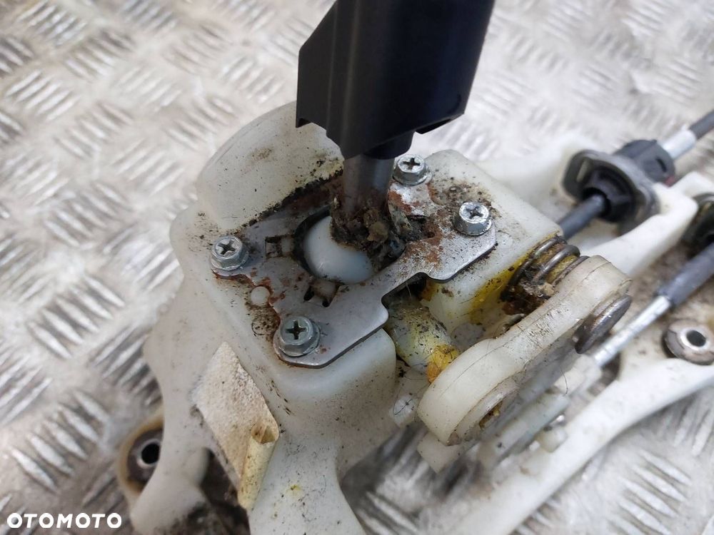 LEWAREK ZMIANY BIEGÓW + LINKI 5B KIA CEED I 1.6 16V - 4