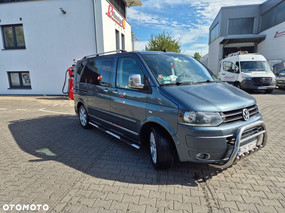 Volkswagen Multivan - 2