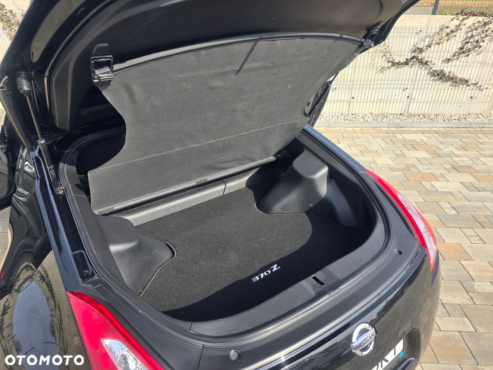 Nissan 370 Z 3.7 V6 Premium EU6 - 10